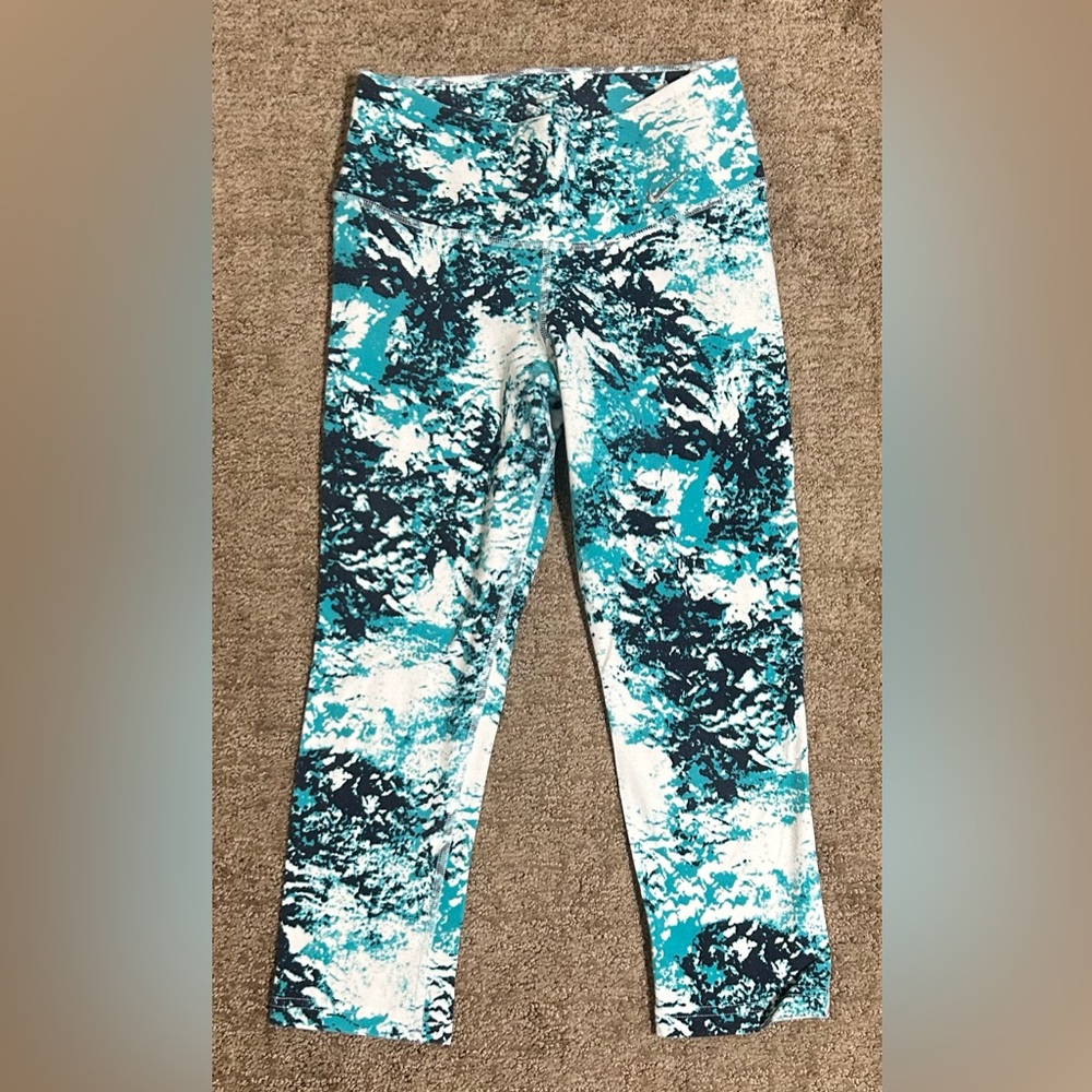 Nike Dr-Fit Capri Leggings - Teal and White Print